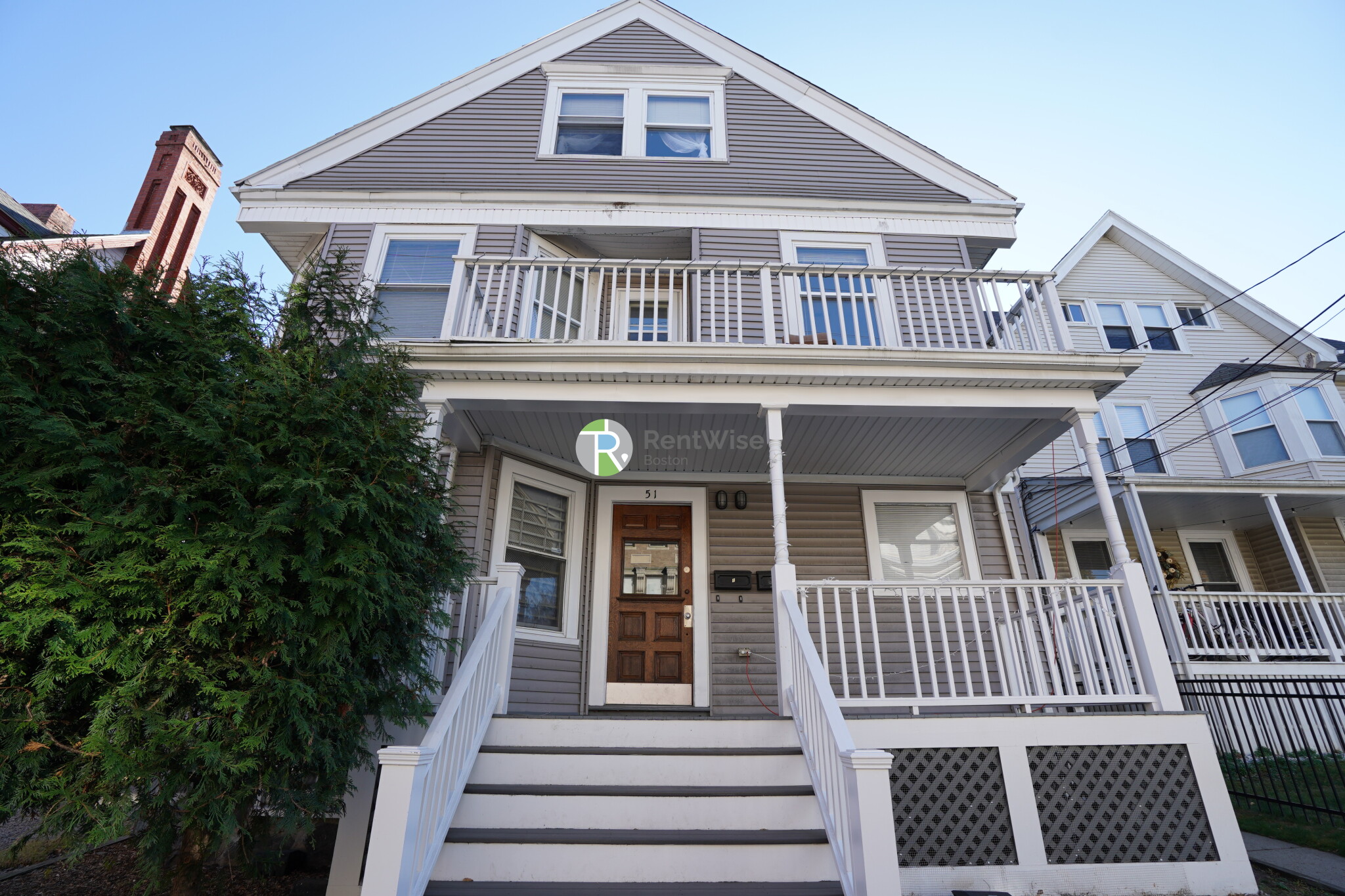 51 Gardner St, Allston