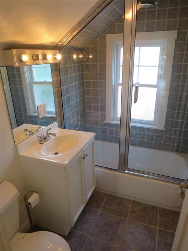 23 Lowell St, Spring Hill