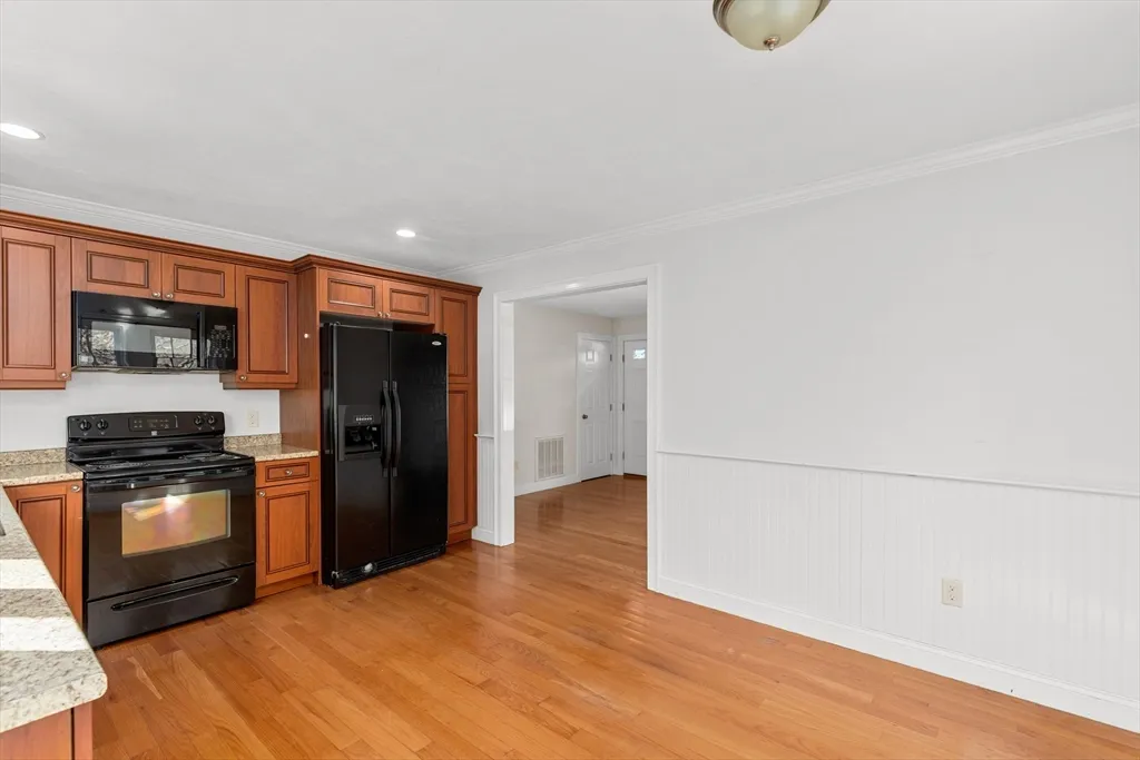 130-R Billington St, Plymouth