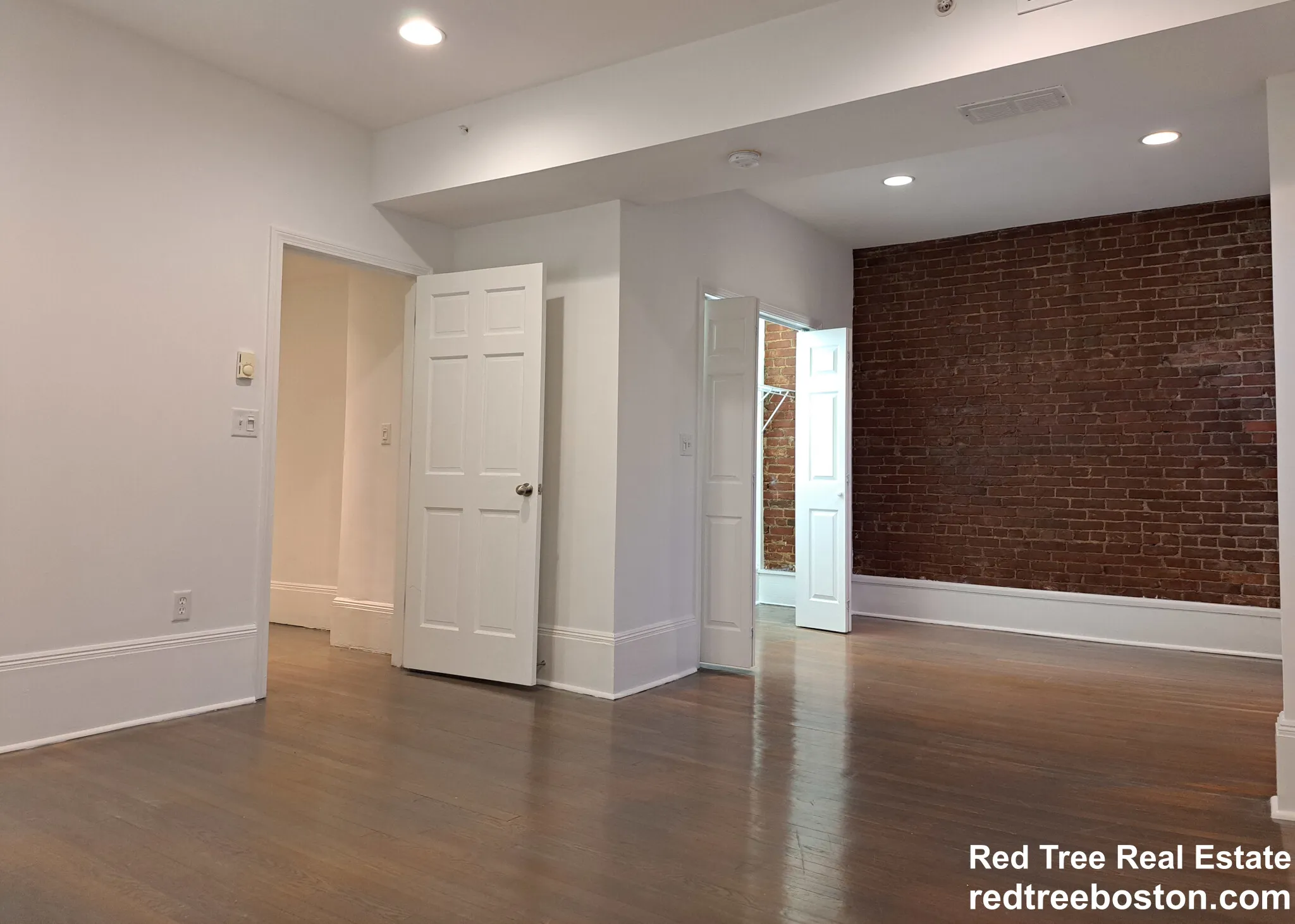 1404 Beacon St, Corey Hill