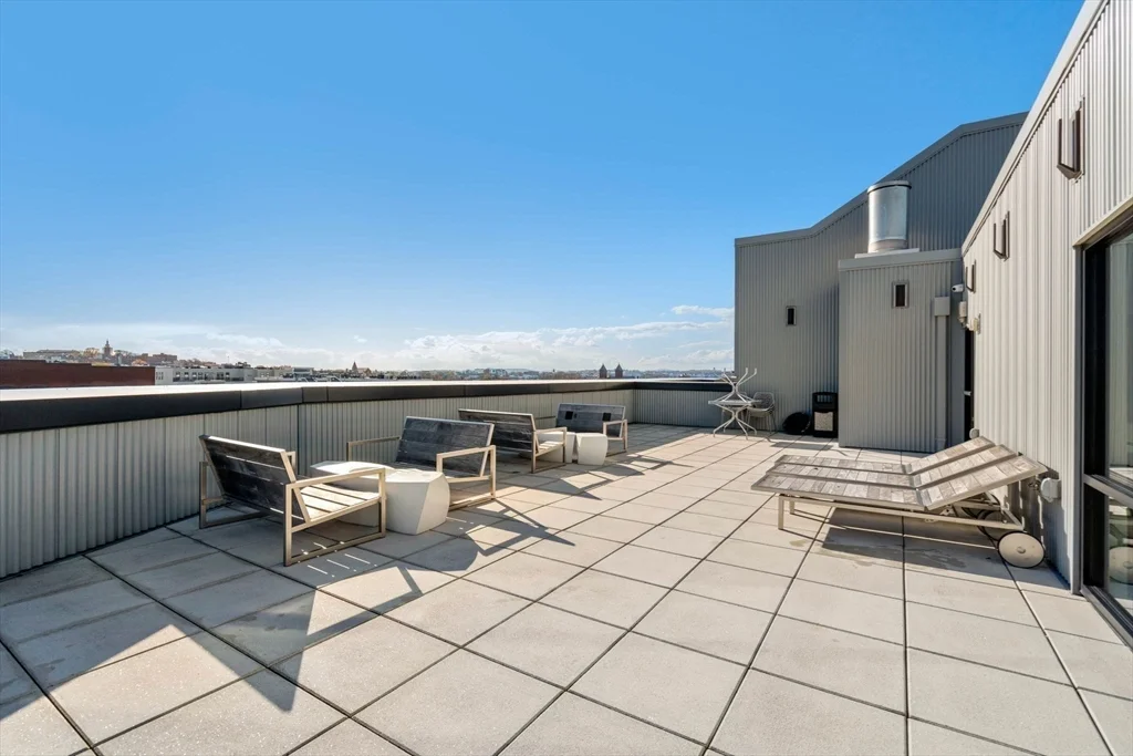 45 West 3rd St, South Boston