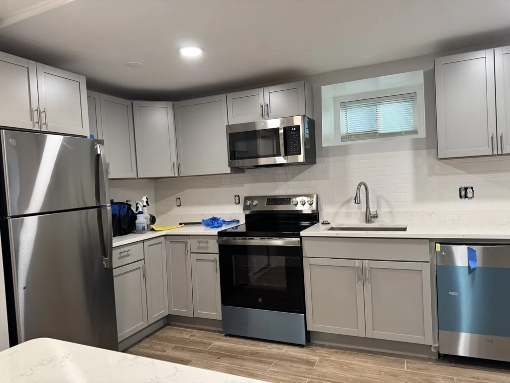 24 W Tremlett, Dorchester