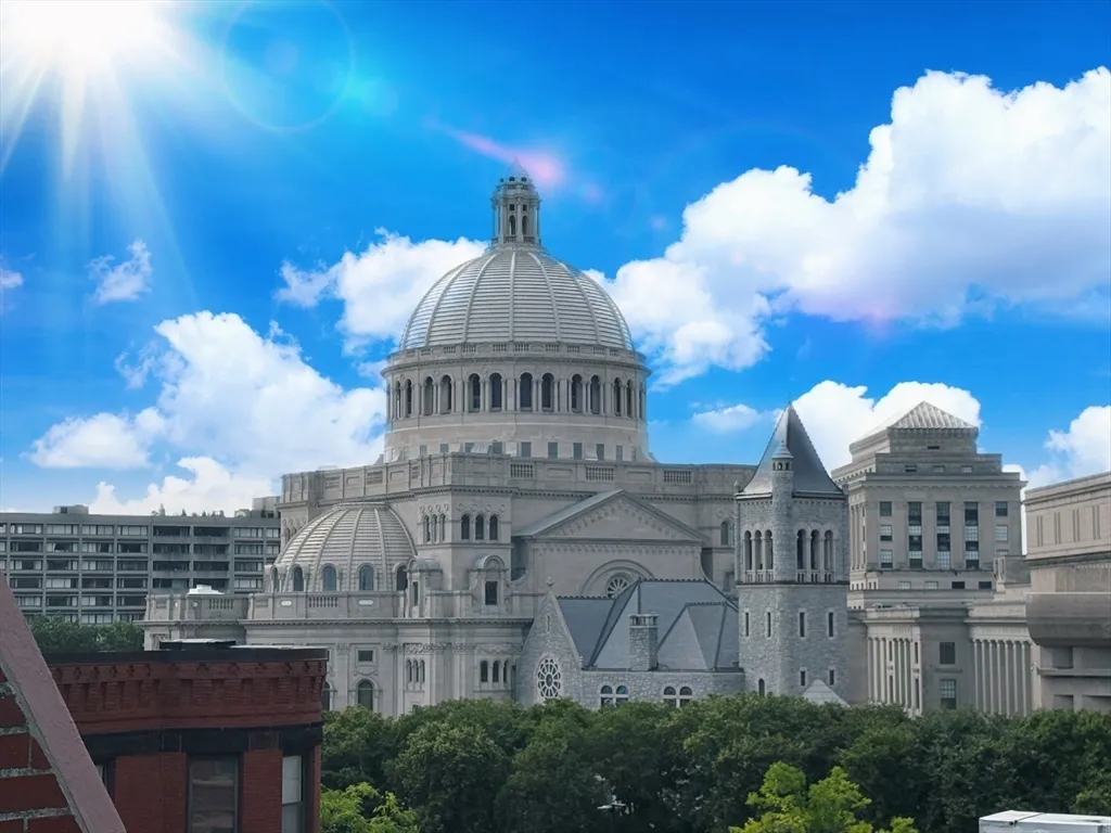 12 Cumberland St, Back Bay