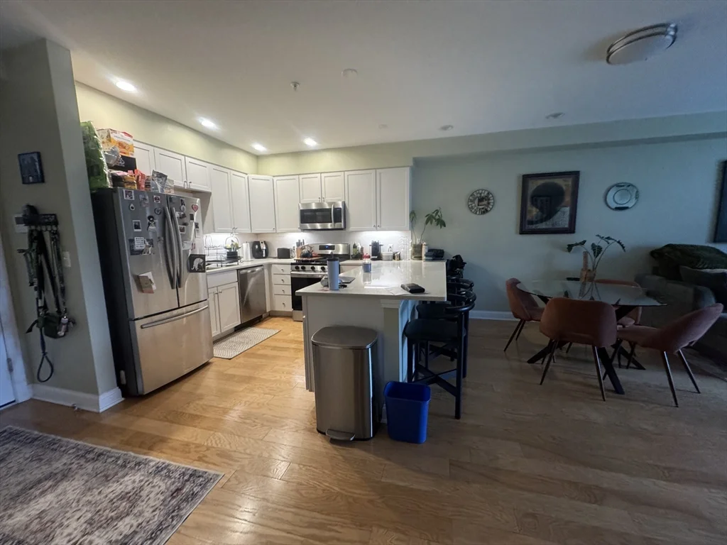15 Guild St, Roxbury