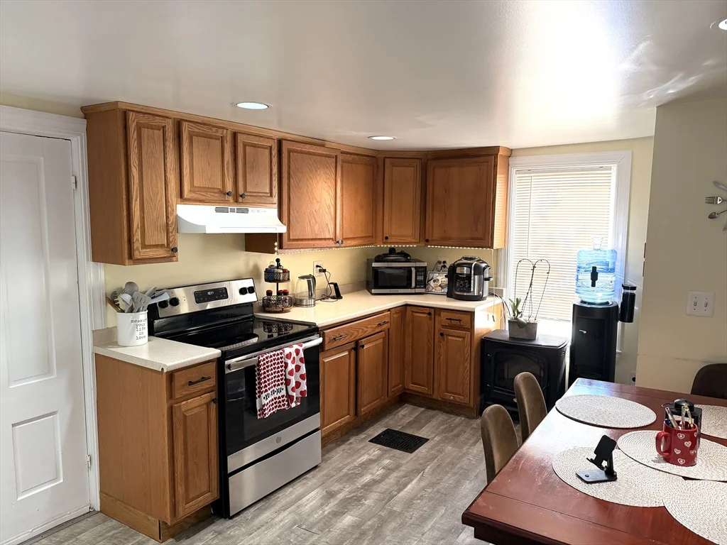 75 Lincoln St, Waltham