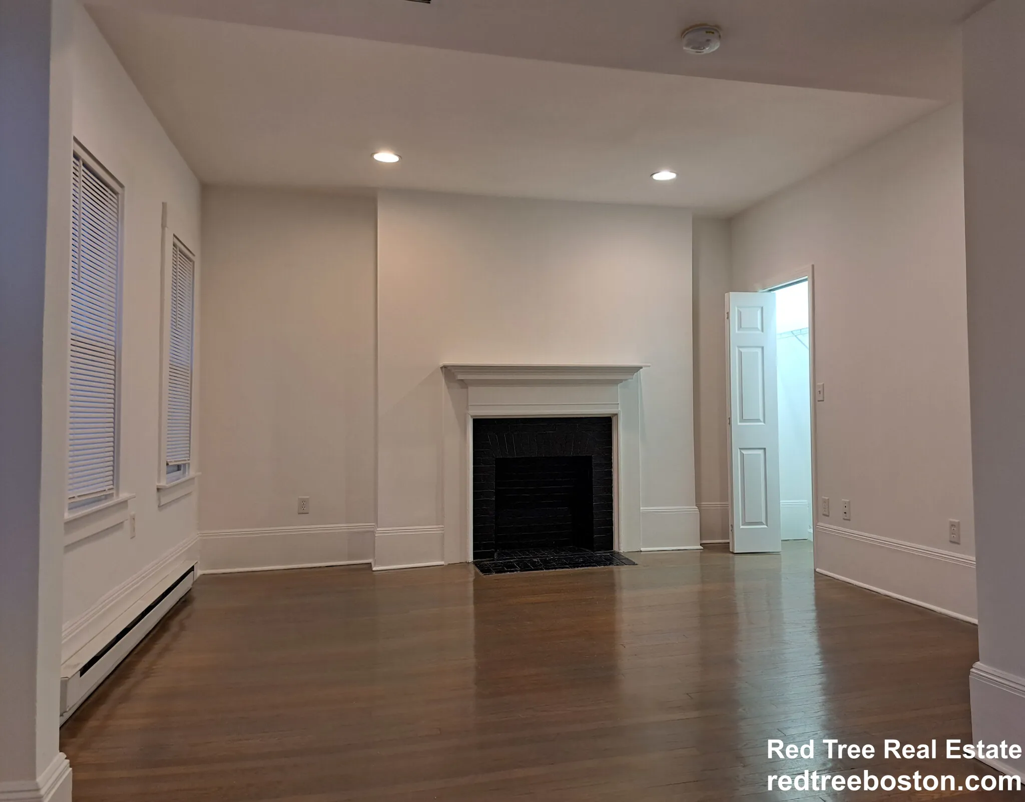 1404 Beacon St, Corey Hill