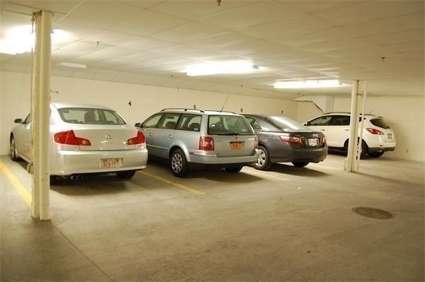 9 Gardner St, Allston