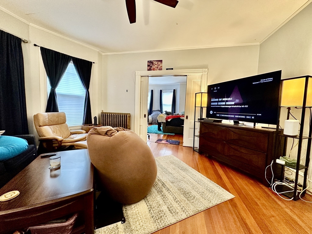 65 Gardner St, Allston