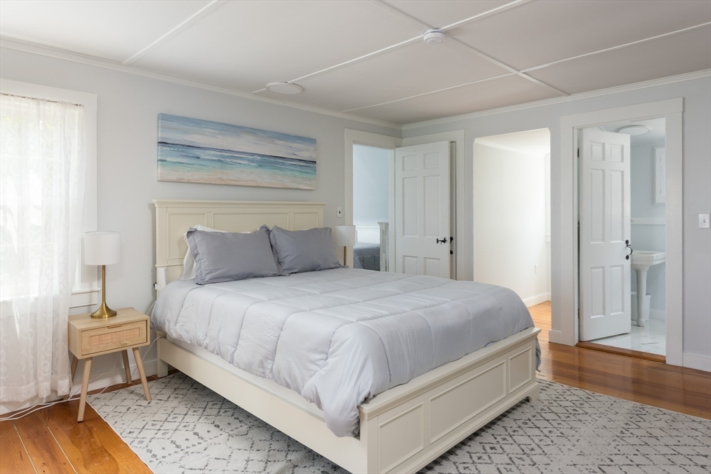 16 Jefferson Shores Rd, Cohasset Narrows