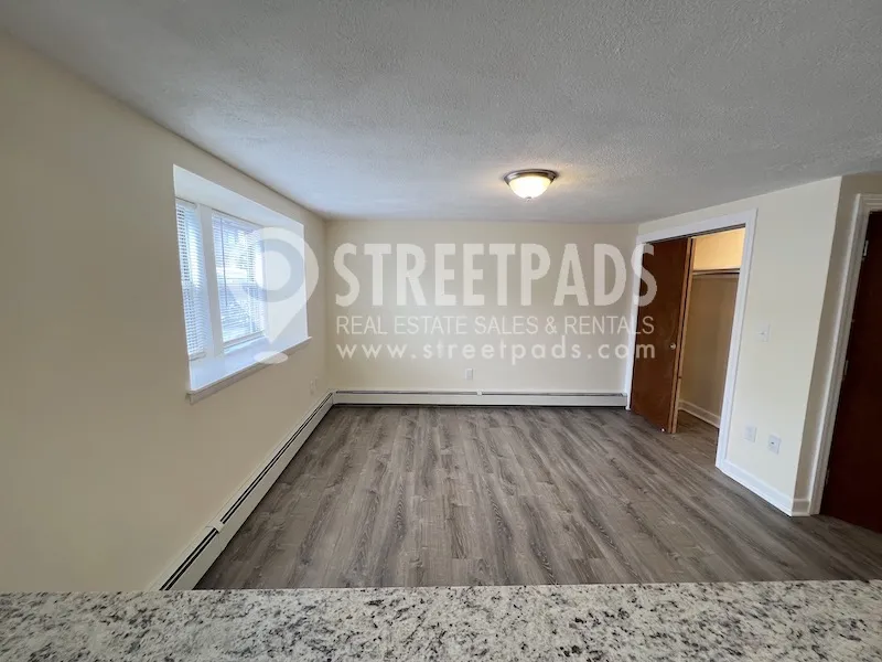 176 North Beacon St, Allston