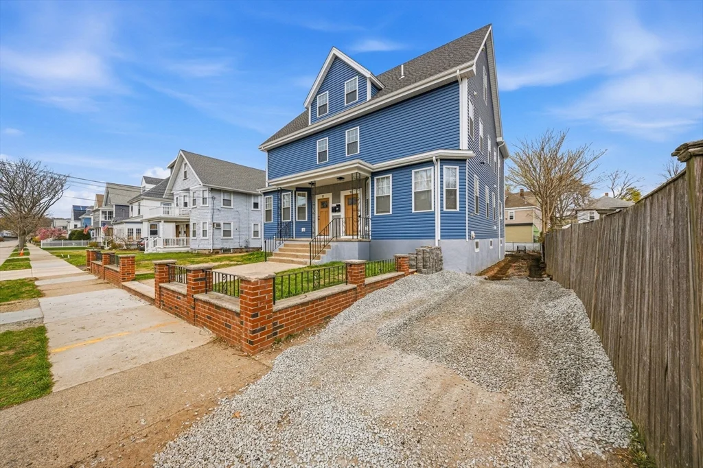 9 Logan Ave, Medford