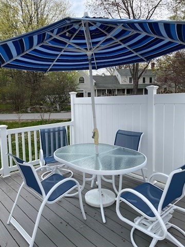 50 Pleasant St, Groton