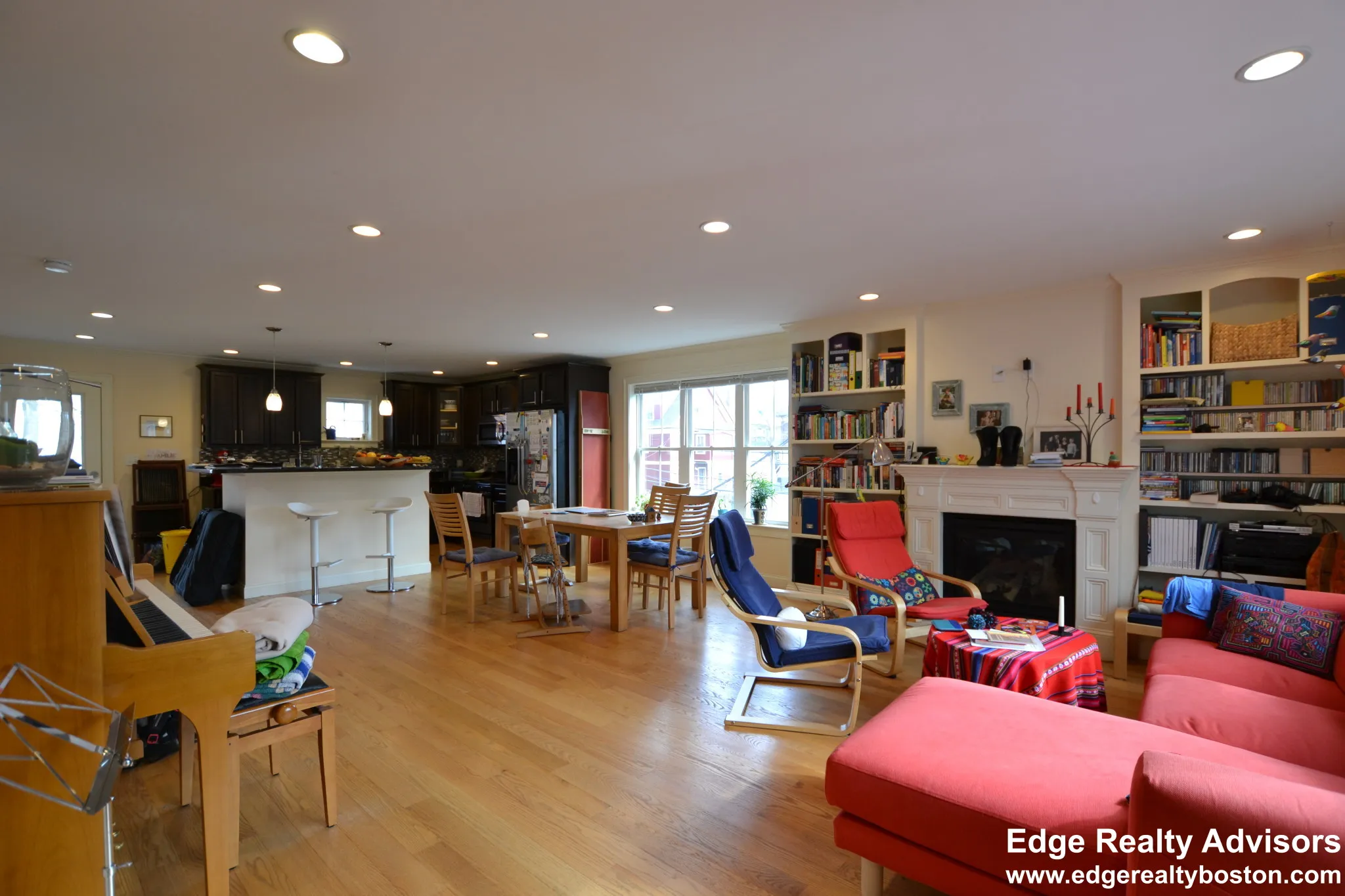 11 Sparhawk St, Oak Square