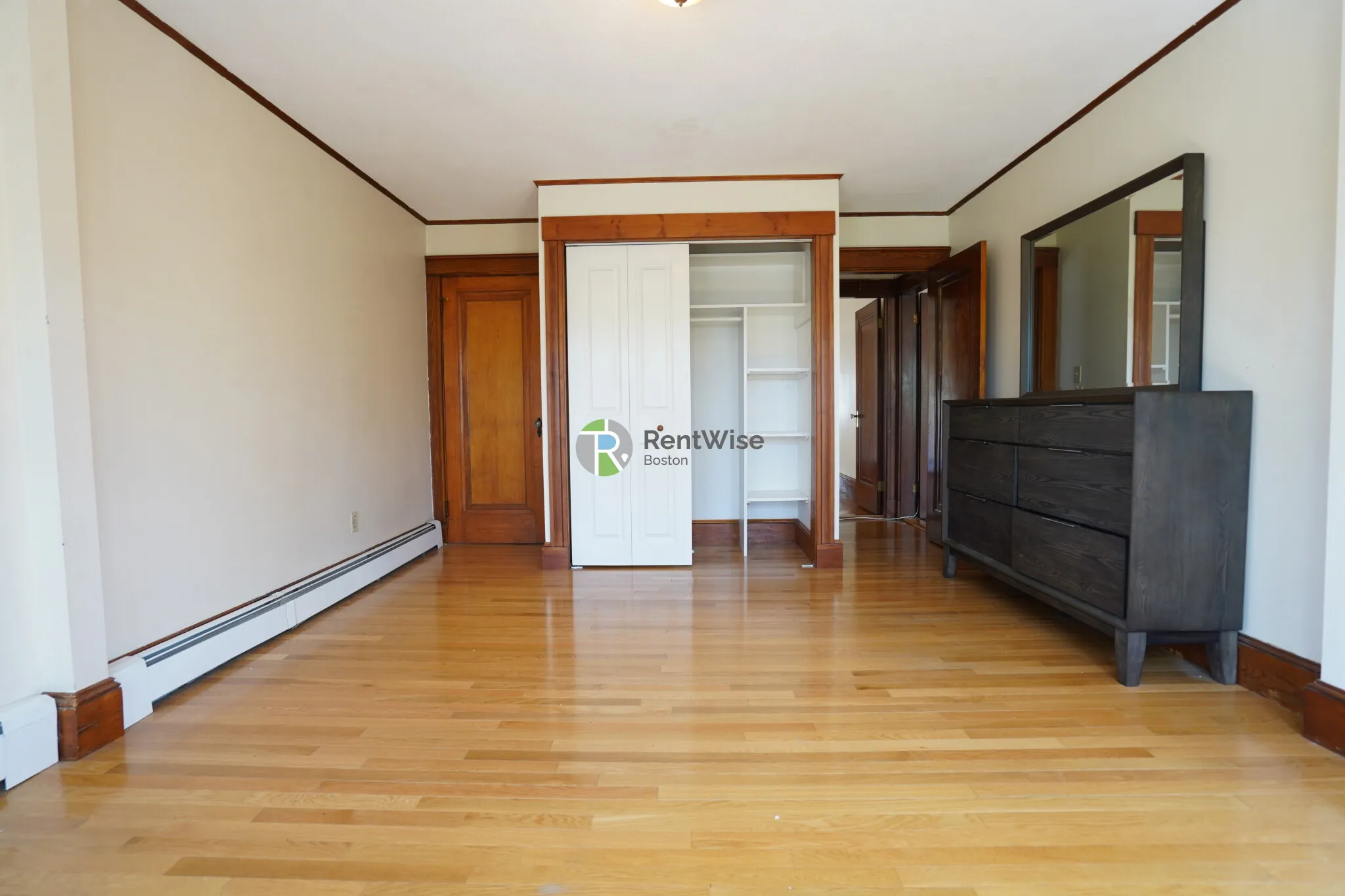 467 Washington St, Brighton