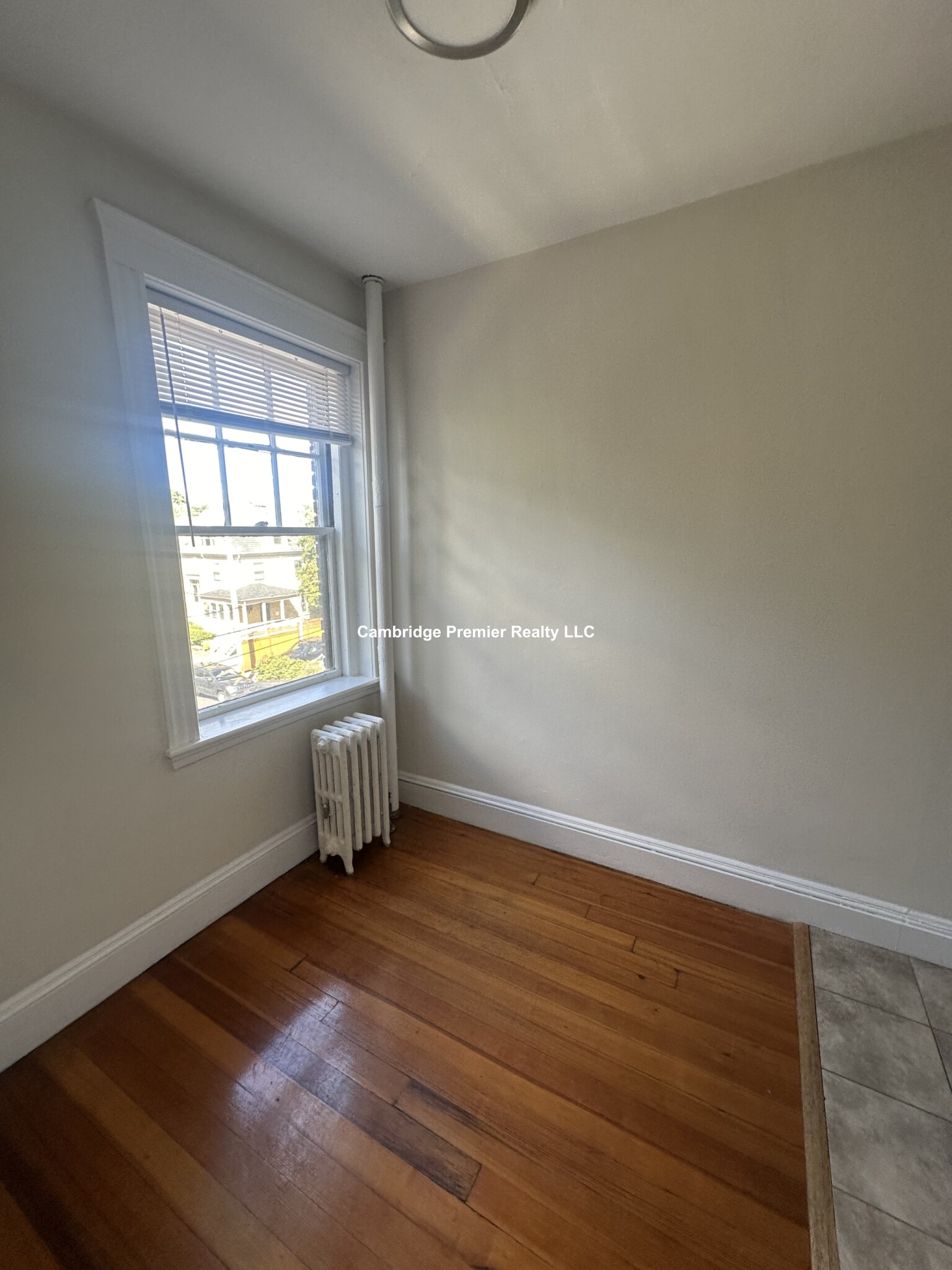 30 Langdon St, Neighborhood Nine