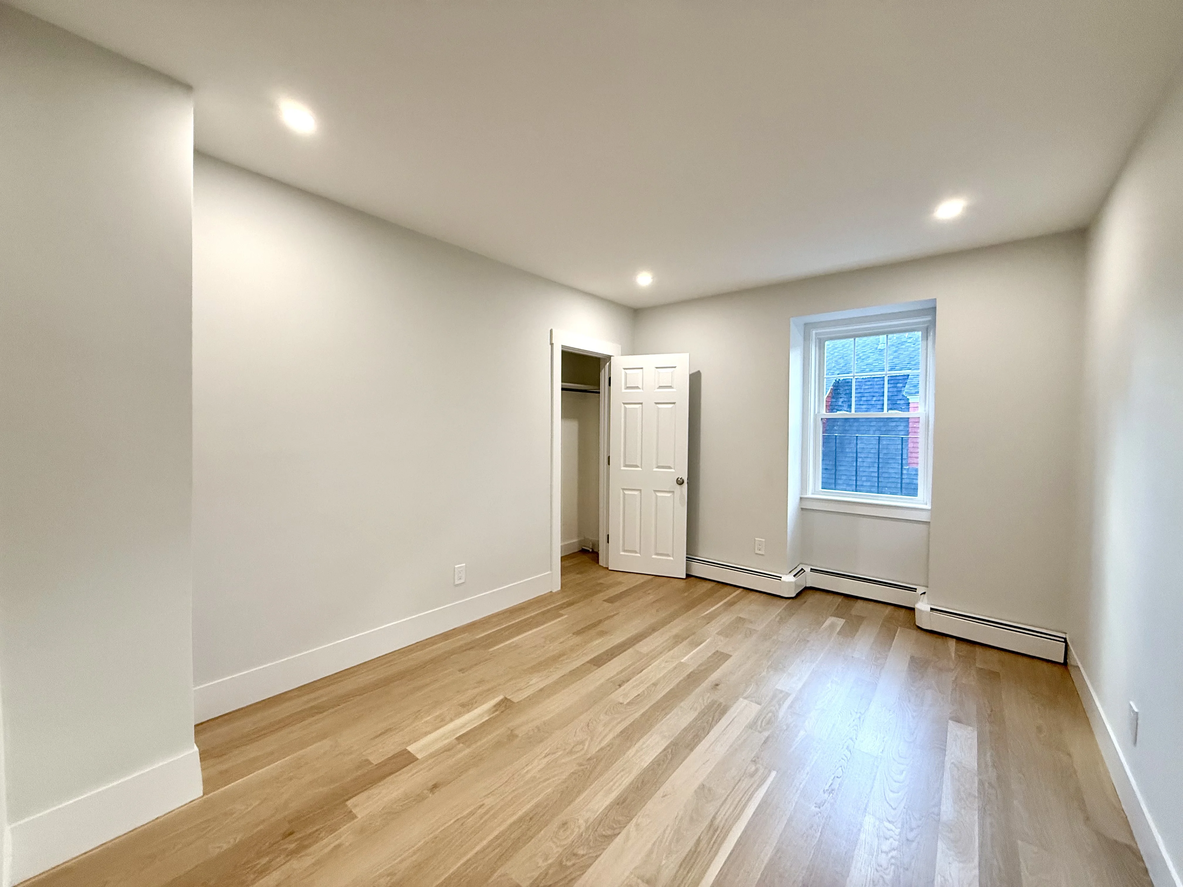 18 Roberts St, Brookline