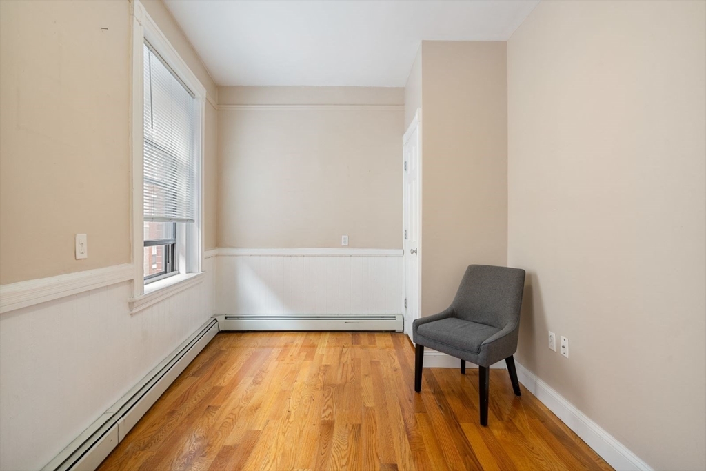 155 Salem St, North End