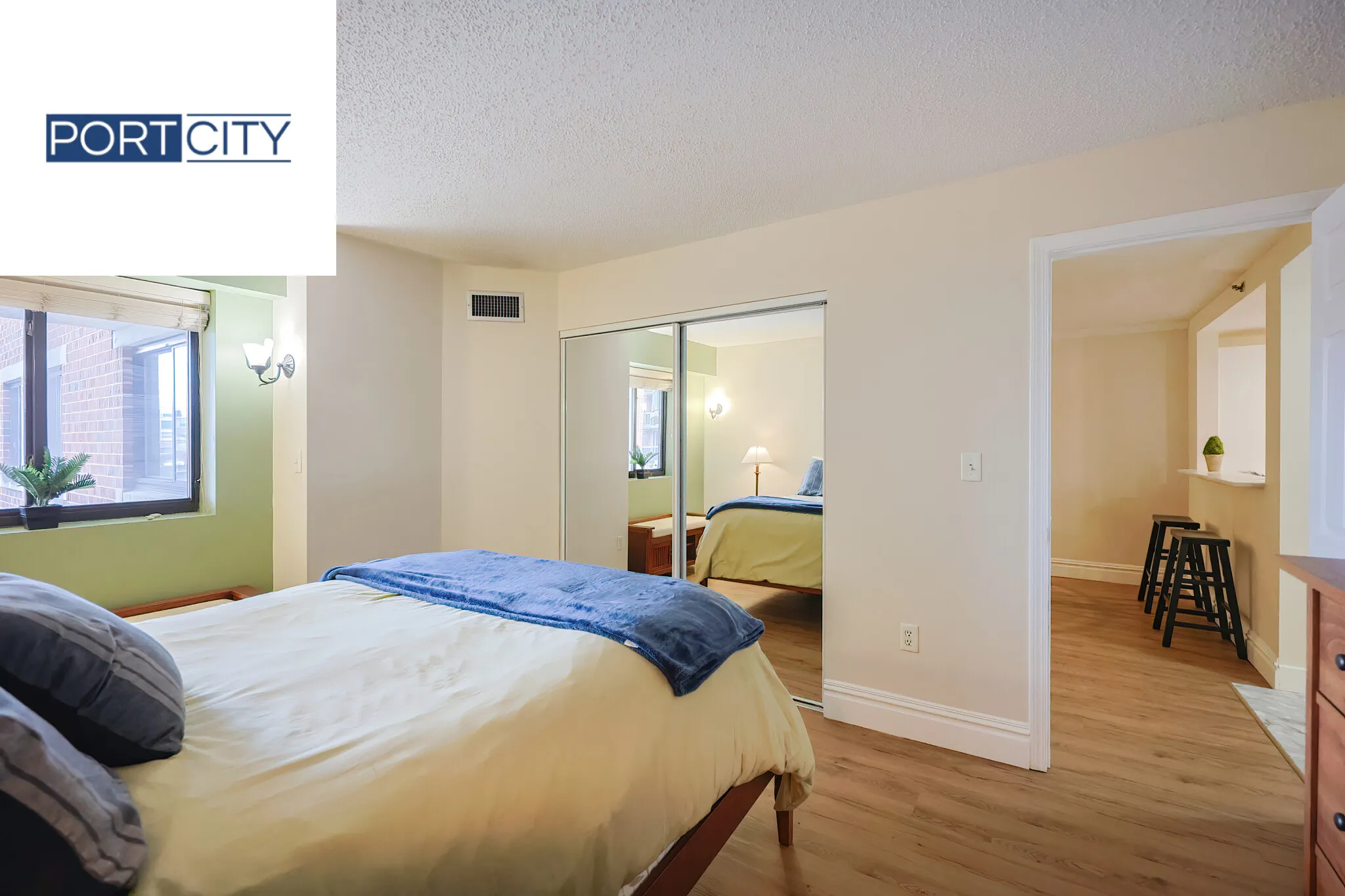 15 Beacon St, Downtown