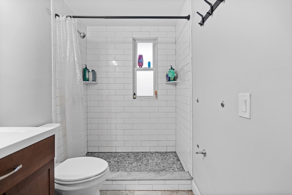 225 L St, South Boston