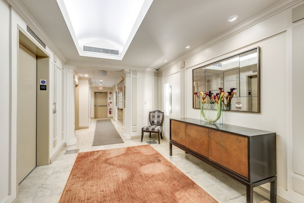 183-185A Massachusetts Ave, Back Bay