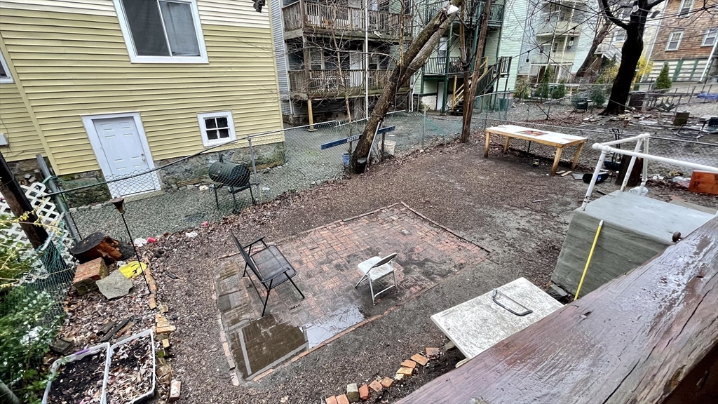 34 Cherokee St, Mission Hill