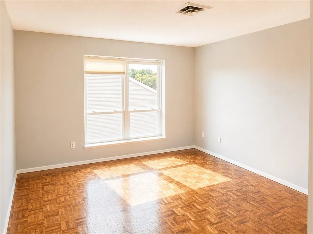 405 Langley Rd, Newton