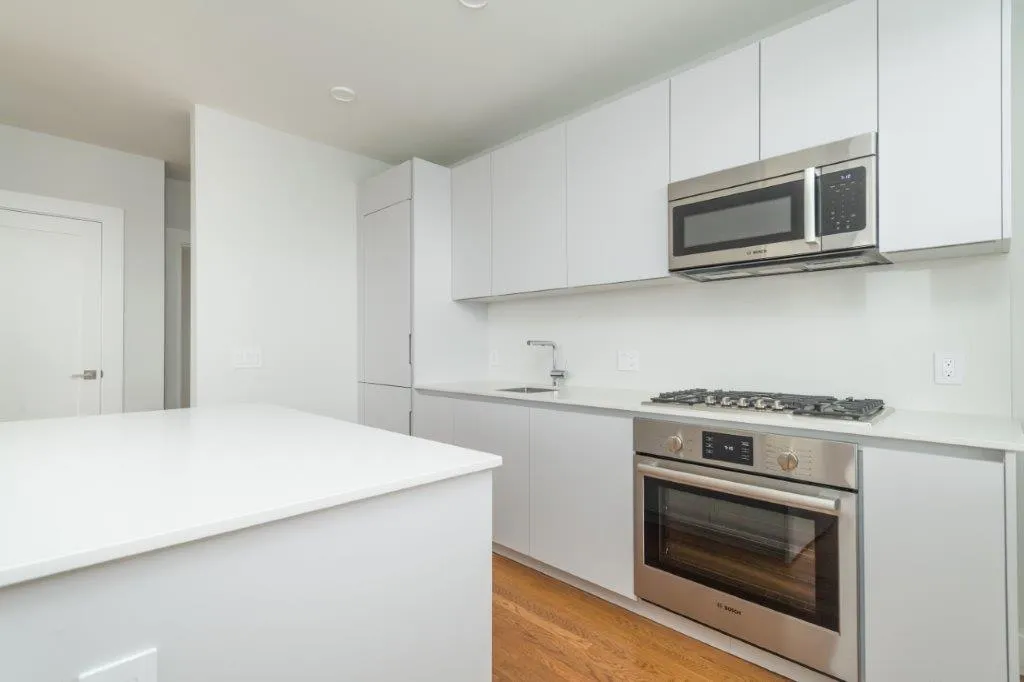 123 Highland Ave, Winter Hill