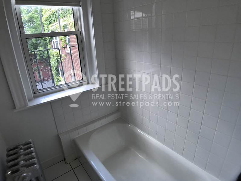 21 Wendell St, Baldwin