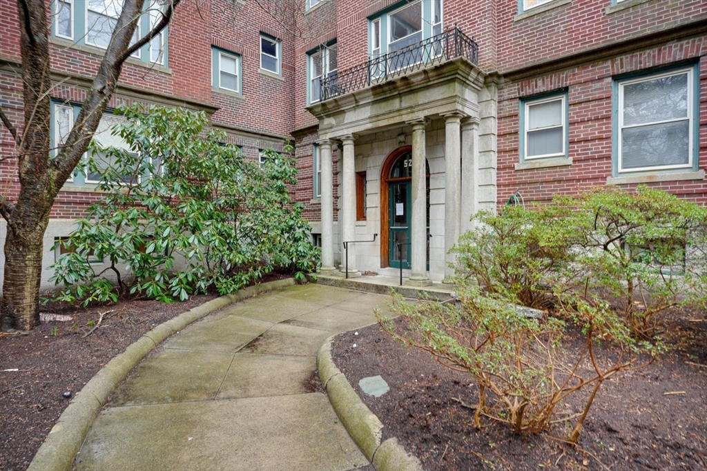 52 Garden St, Harvard Square