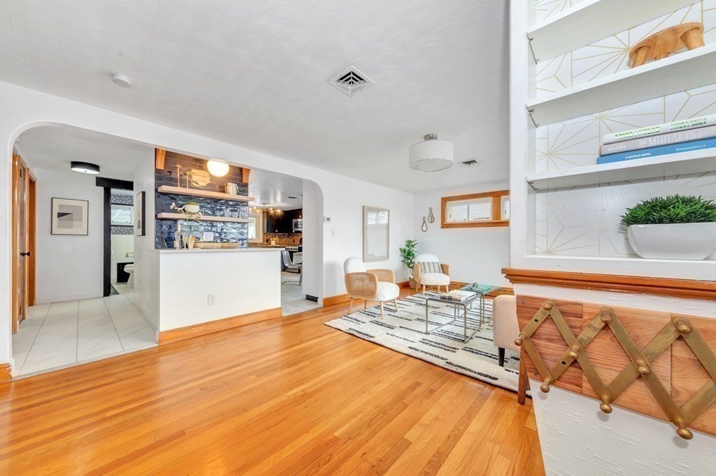 61 Montmorenci Ave, East Boston