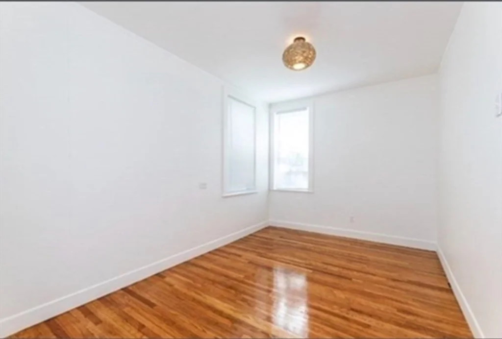 859 E Broadway, South Boston