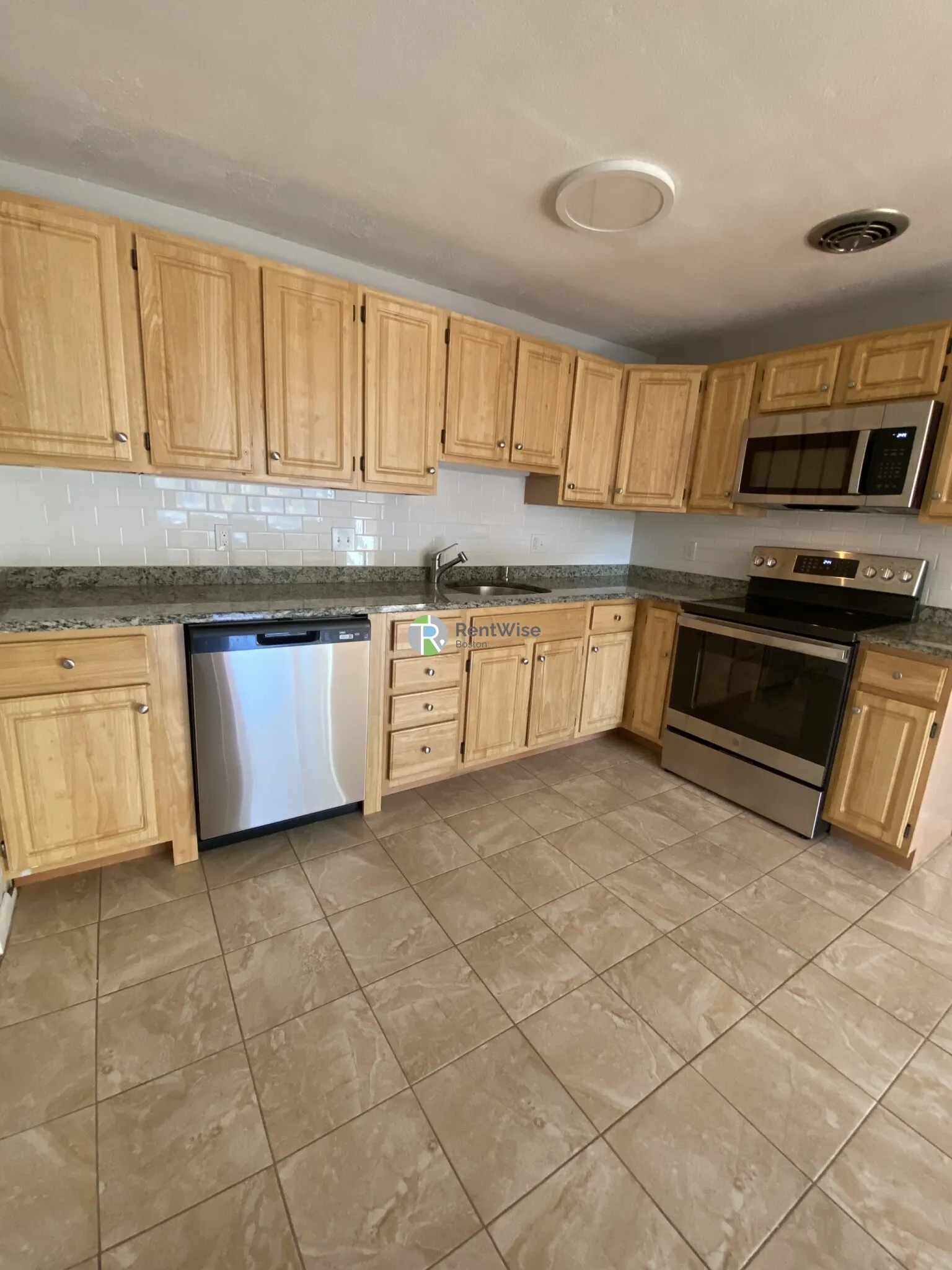 110 Babcock St, North Brookline