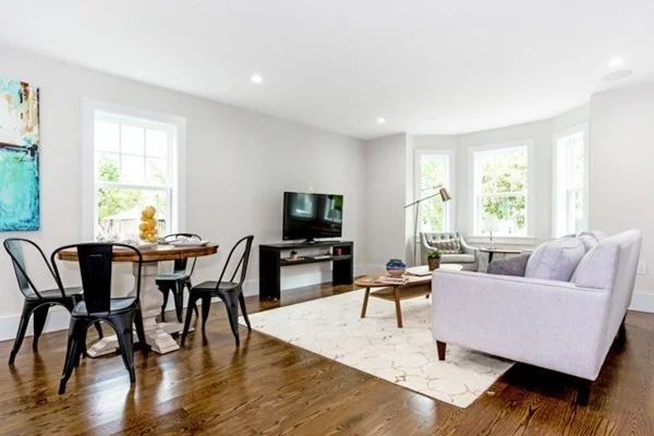 10 Brook St, East Somerville