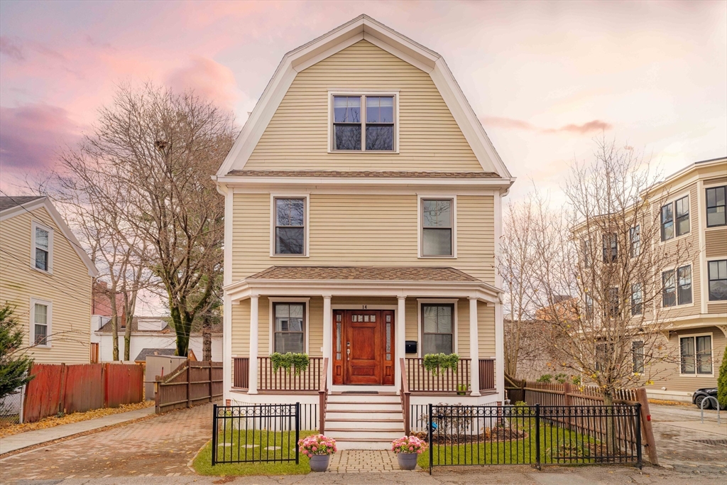 14 Kent Ct, Somerville