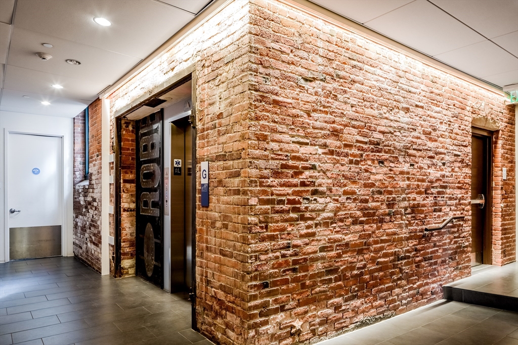 63 Melcher St, Seaport District