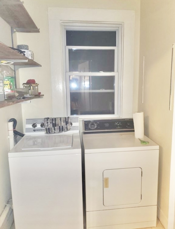 926 Walnut St, Newton Highlands