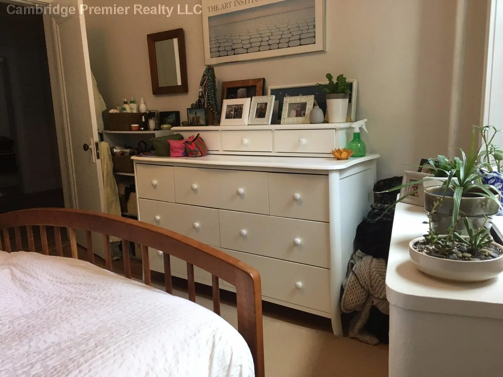 1558 Massachusetts Ave, Neighborhood Nine