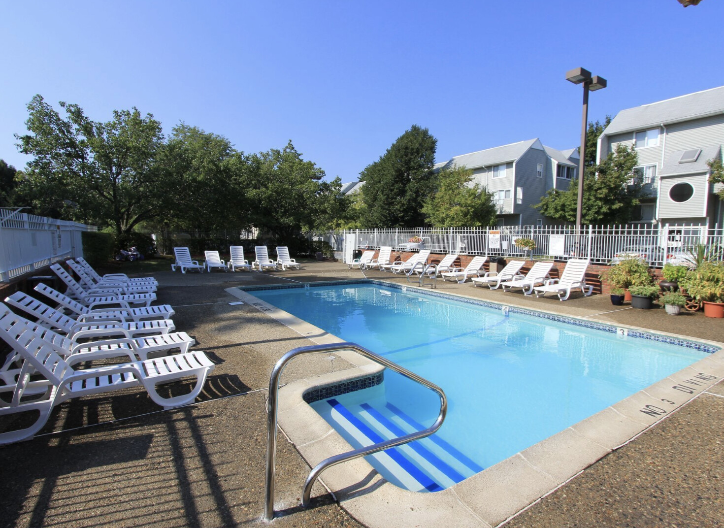 154 North Beacon St, Brighton