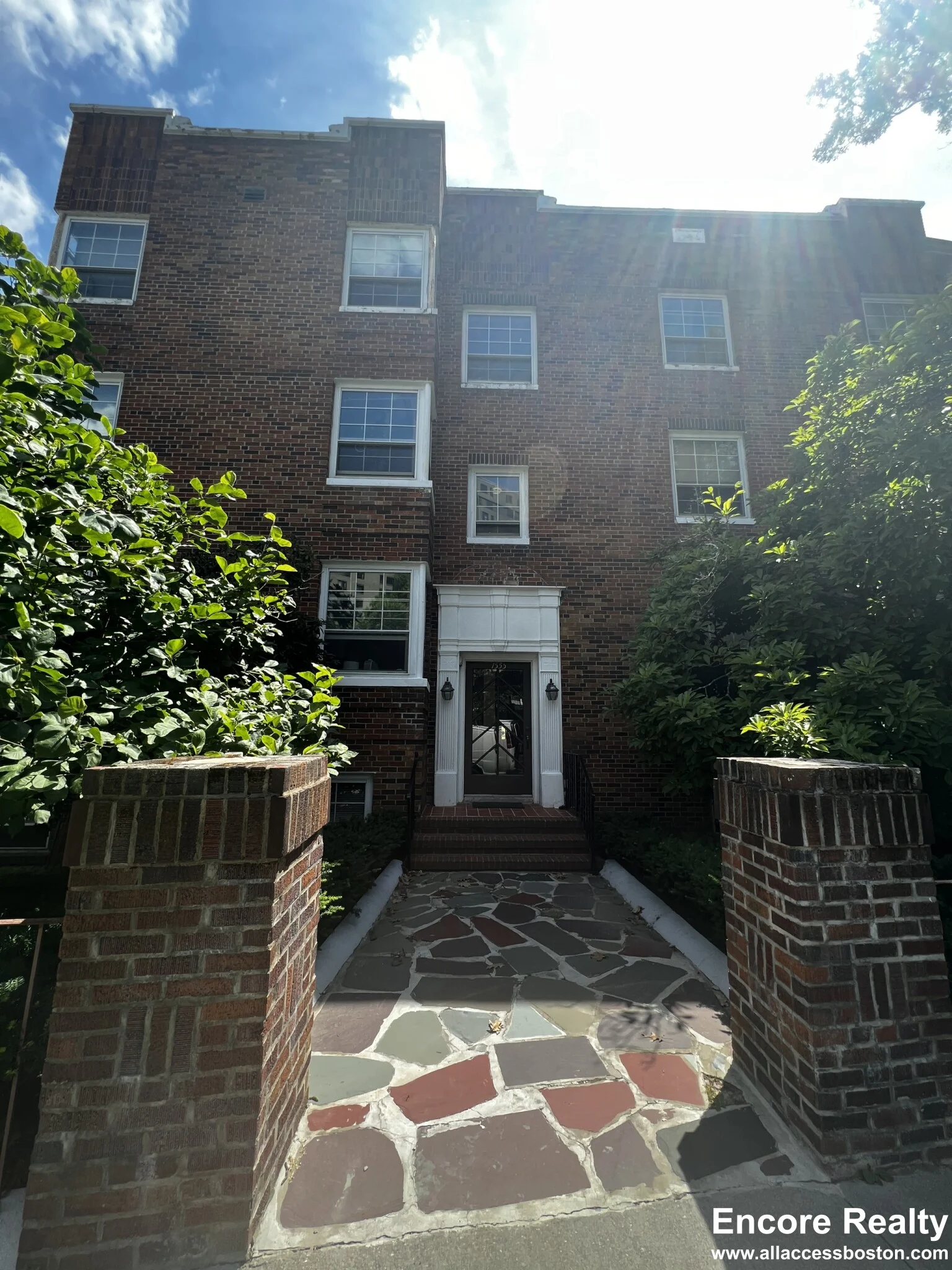1555 Beacon St, Brookline