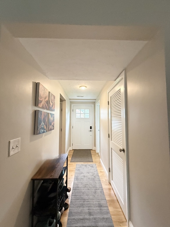 7 Sherman Ter, Natick