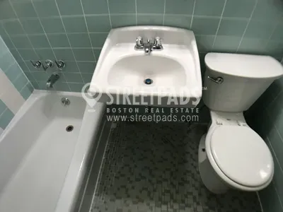 1315 Commonwealth Ave, Allston