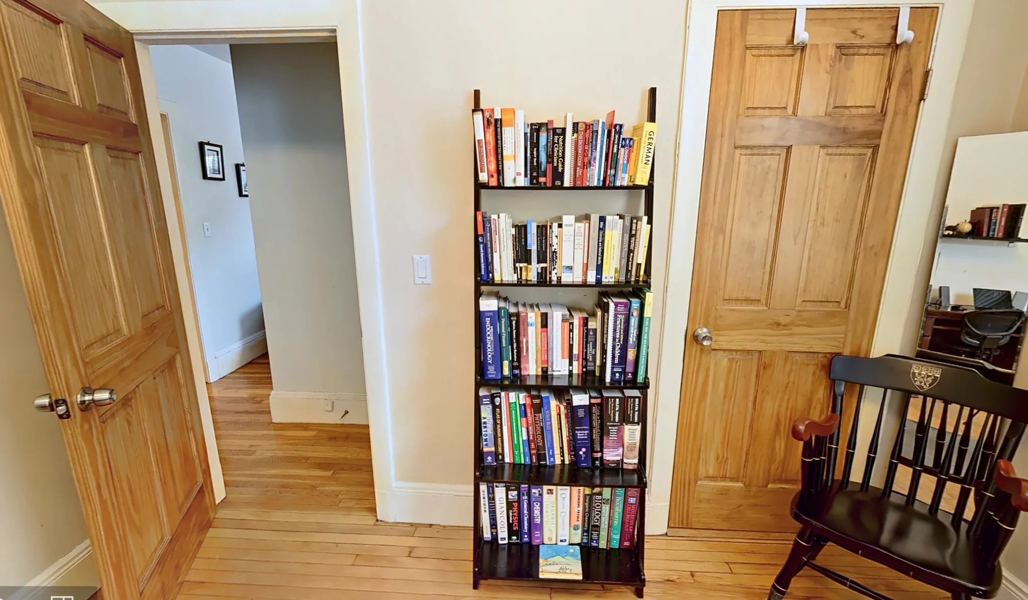 48 Dwight St, North Brookline