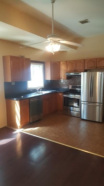 64 Washington Ave, Chelsea