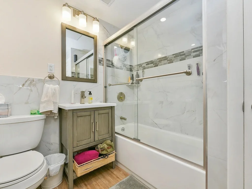 18 Juniper St, Coolidge Corner