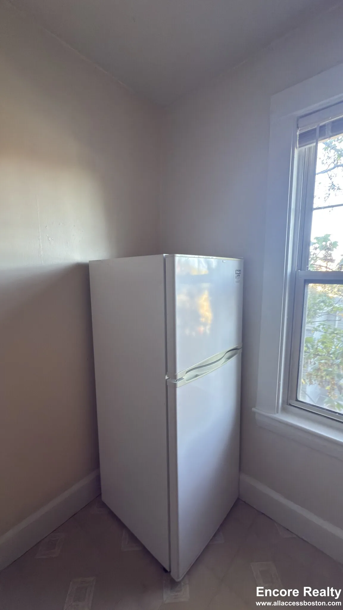 155 Summer St, Spring Hill