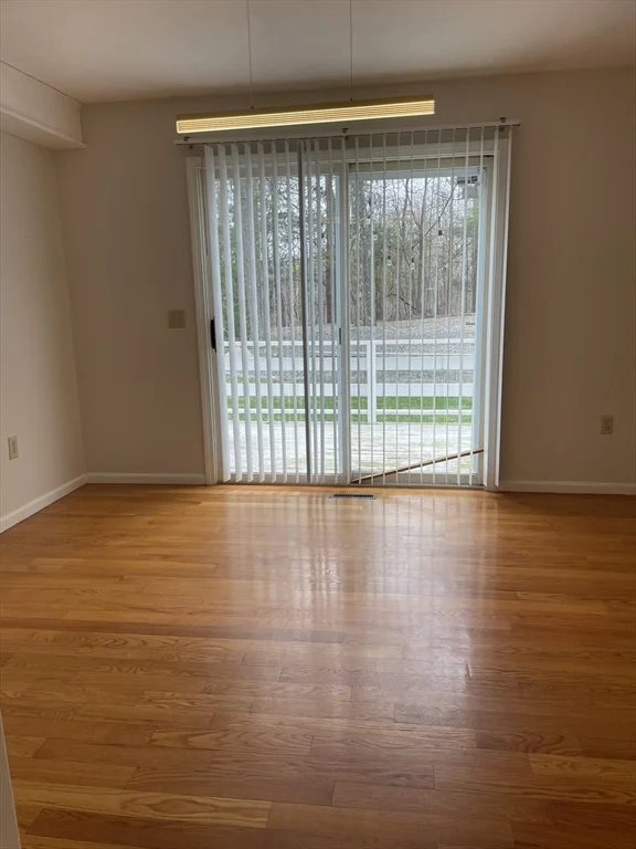 24 Arbor Dr, Shrewsbury