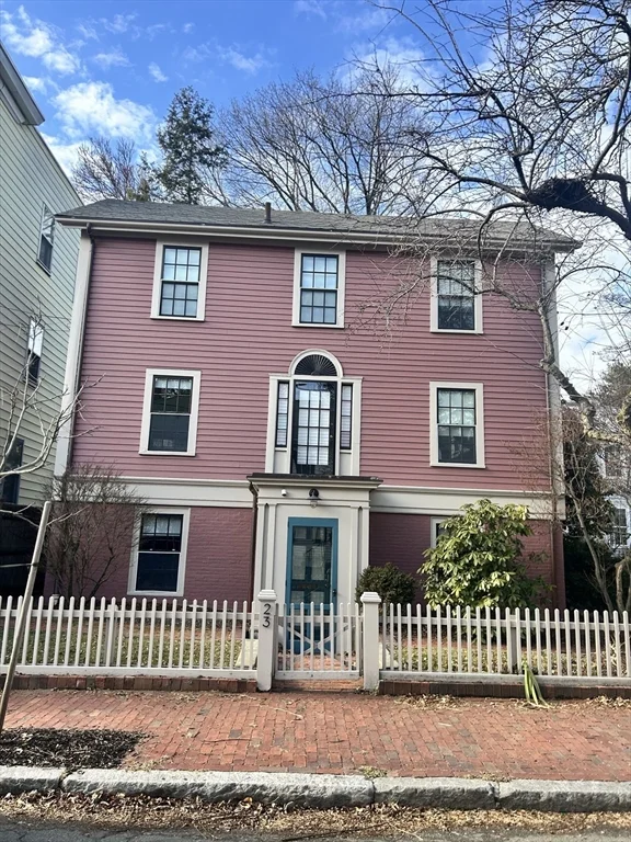 23 Sparks St, West Cambridge