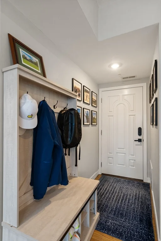 47 Sargent St, Roxbury