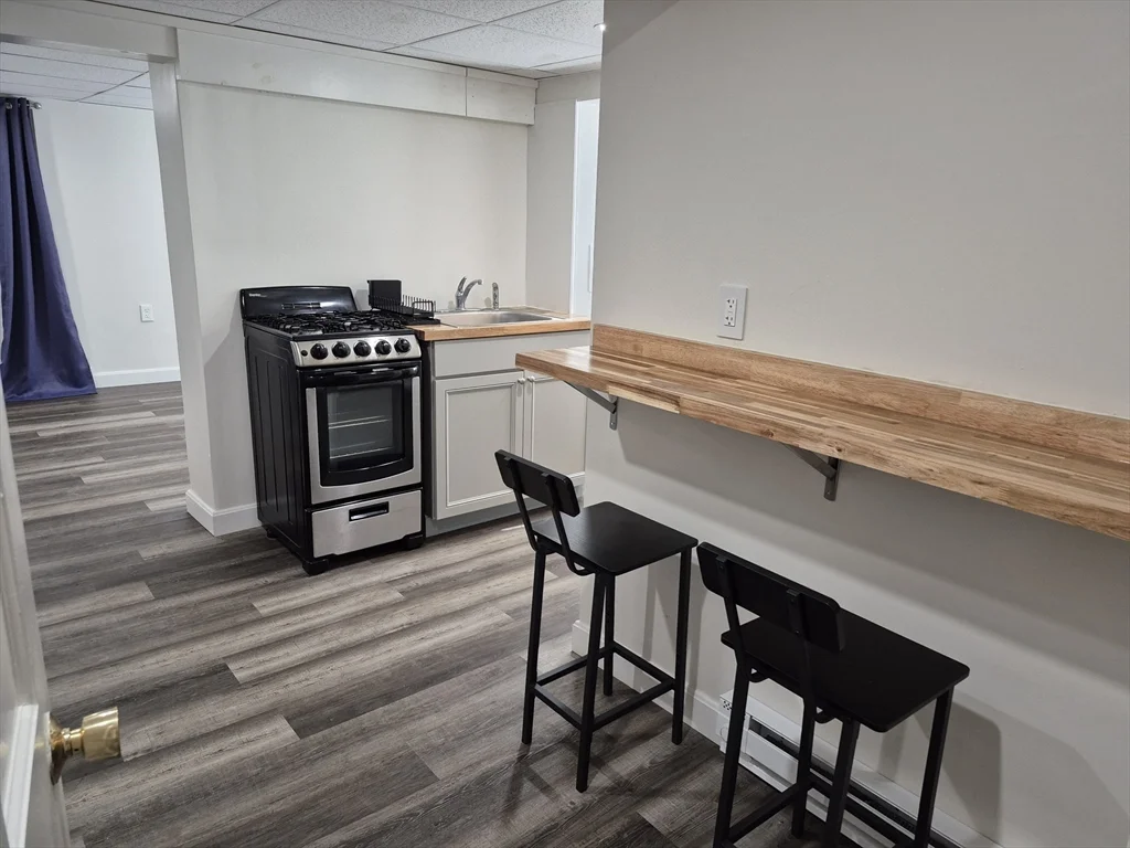 126 W Wyoming, Melrose