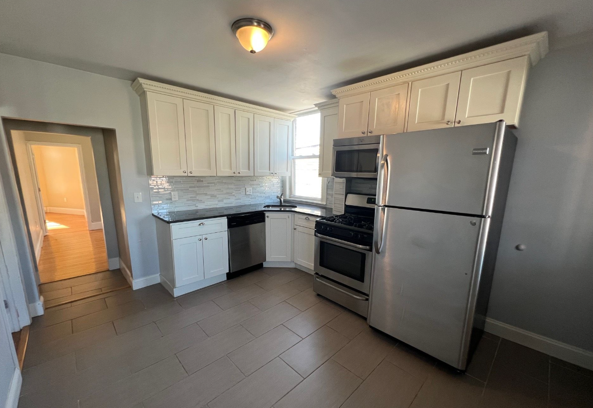 20 Chelsea St, East Boston